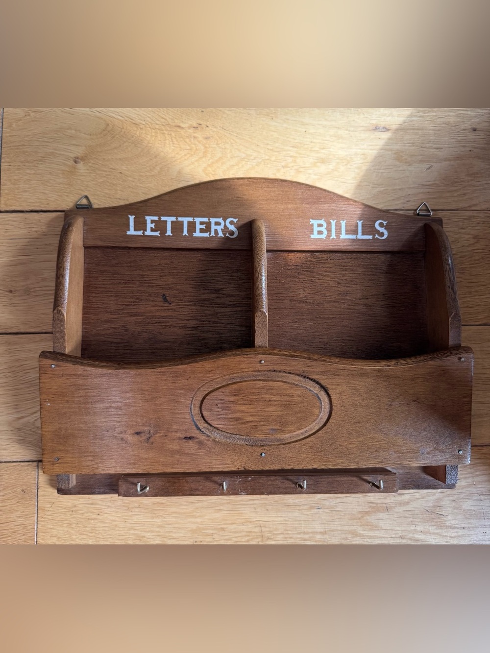 ✨Vintage Letters & Bills Wall Organizer With Hooks - Wood - Mid Century✨